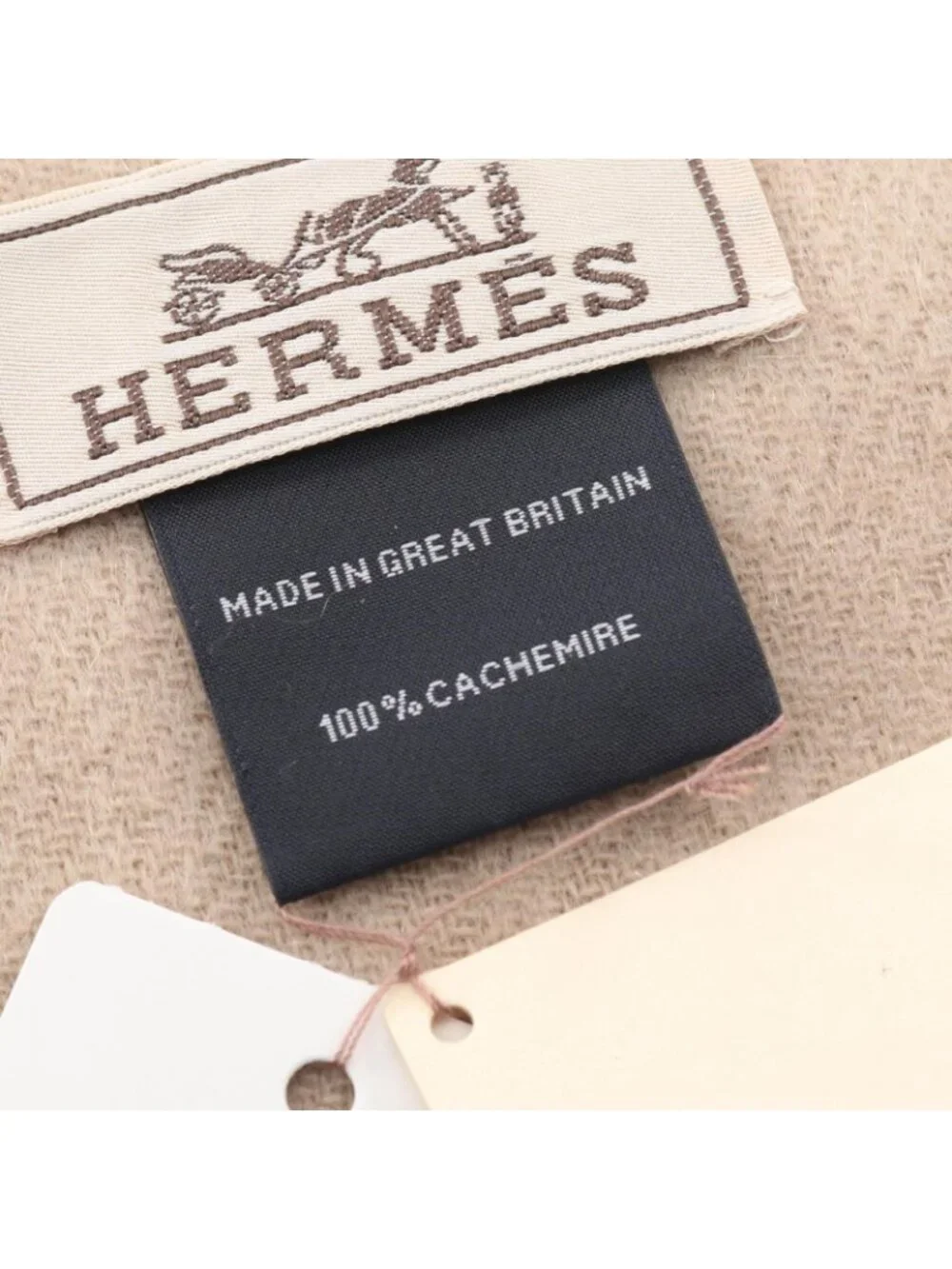 Hermes Scarf Recto Verso Beige - Picture 4 of 5